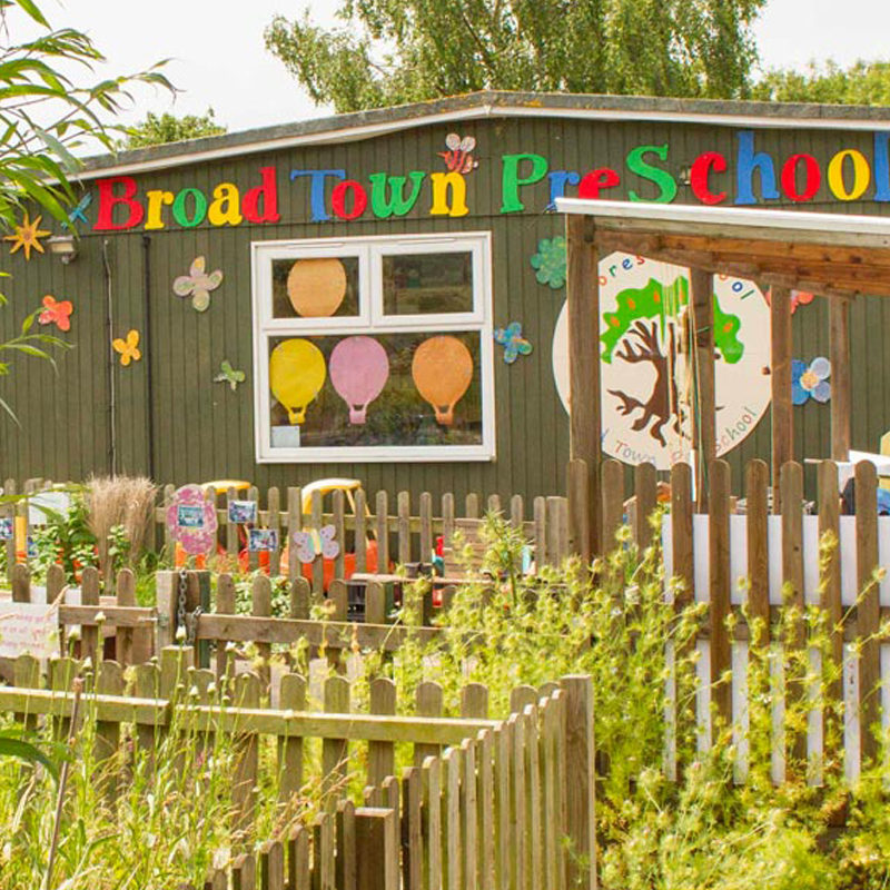 Welcome to Broad Town Pre School